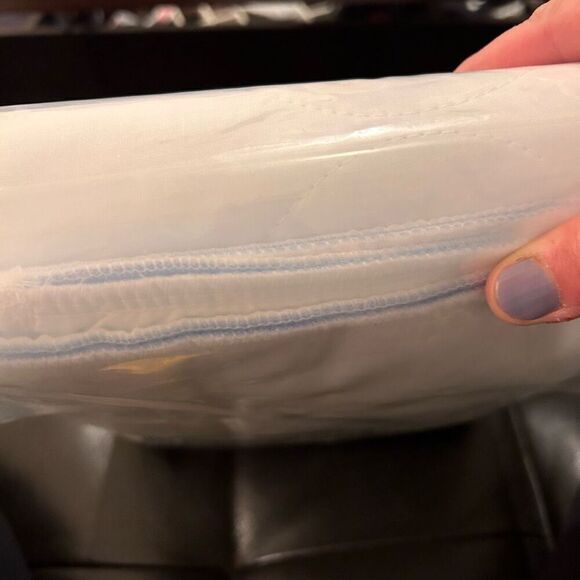 Epica Premium Ultra Plus Waterproof Sheet Protector 34x52 Inches White New - Picture 3 of 3